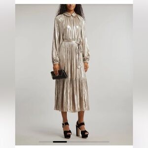 Aligne.Co | Champagne Foil Gavid DressUK10/US 6